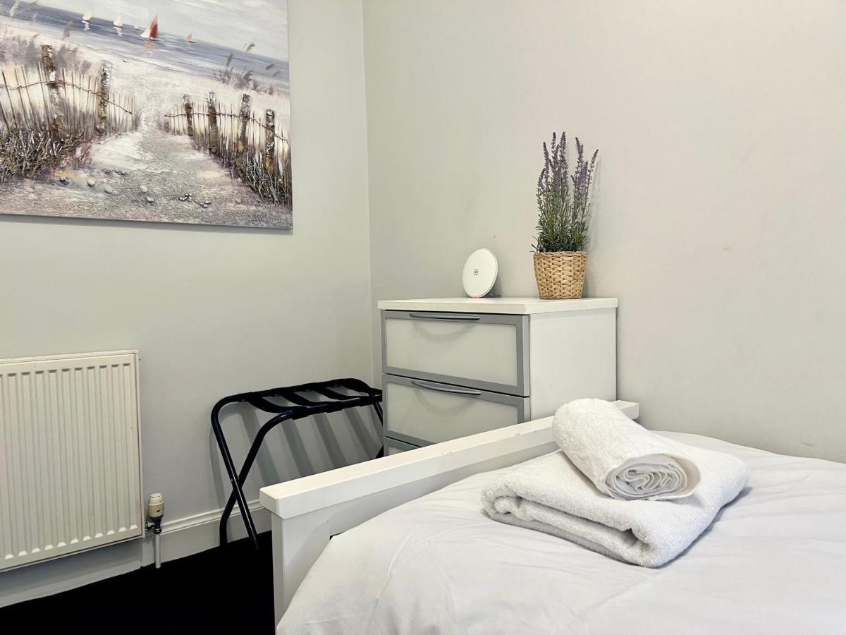 Roost Hill - Free Parking Zone Hotel Edinburgh Ngoại thất bức ảnh